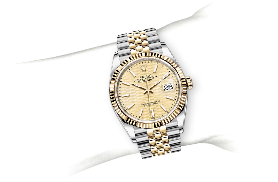 Rolex Datejust de Oyster, 36 mm, acero Oystersteel y oro amarillo, m126233-0039 - En muñeca