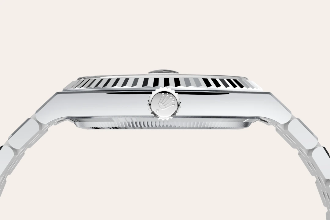 Rolex Land-Dweller m127336-0001 material